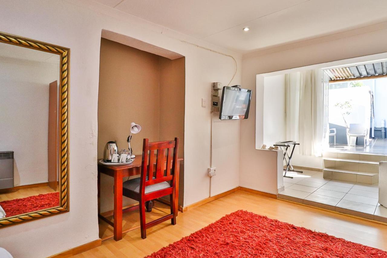 جوهانسبورغ Sunbury Bed And Breakfast المظهر الخارجي الصورة
